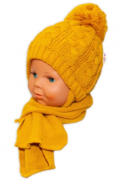 BABY NELLYS Zimná pletená čiapočka s šálom Baby Bear – horčicová s brmbolcami